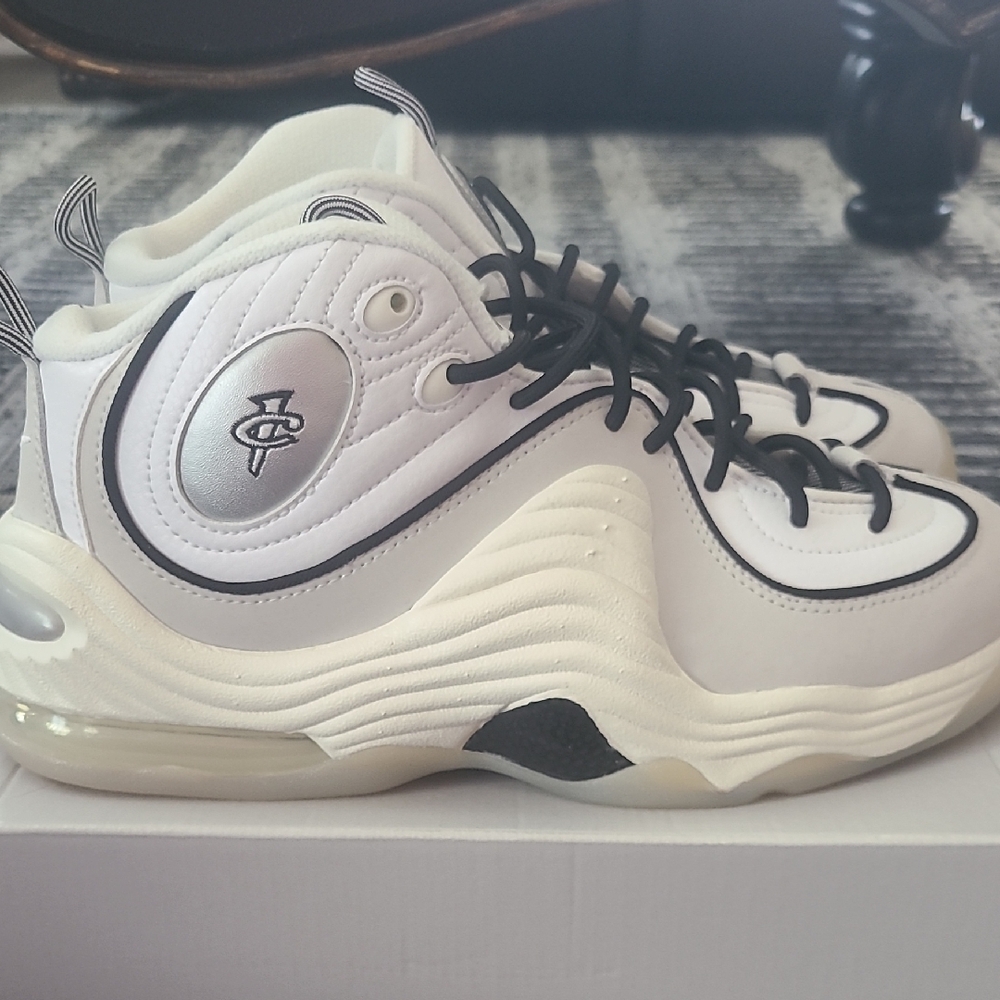 Nike White and Black Basketball Sneakers